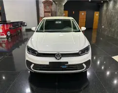 VOLKSWAGEN POLO 1.0 MPI MANUAL VOLKSWAGEN POLO 1.0 MPI MANUAL