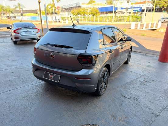 VOLKSWAGEN-POLO-2025