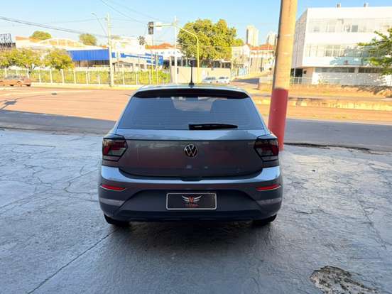 VOLKSWAGEN-POLO-2025