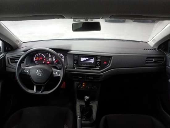 VOLKSWAGEN-POLO-2024