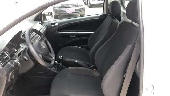 VOLKSWAGEN-SAVEIRO-2025