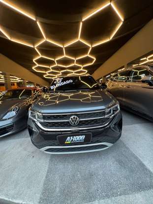 VOLKSWAGEN-TAOS-2023