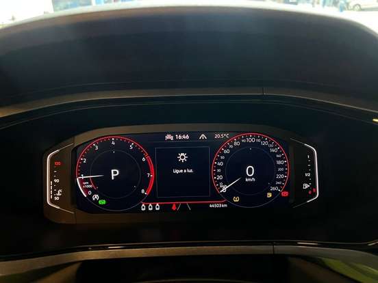 VOLKSWAGEN-TAOS-2023