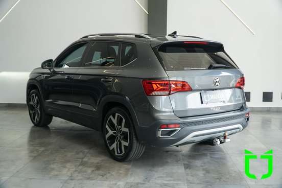 VOLKSWAGEN-TAOS-2024