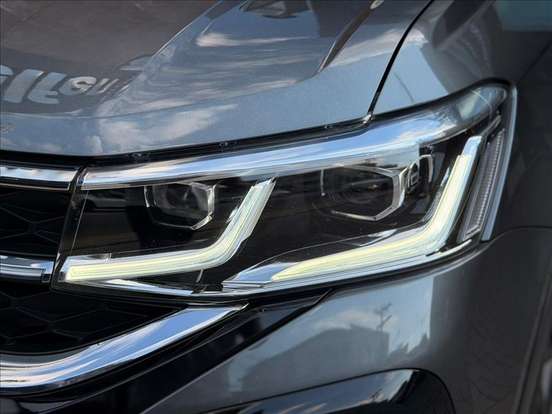 VOLKSWAGEN-TAOS-2024