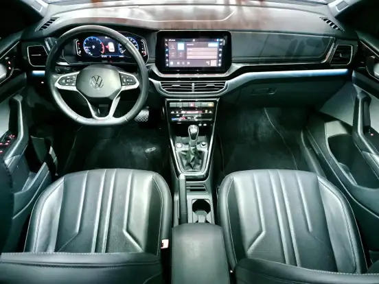 VOLKSWAGEN-T-CROSS-2024