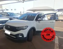 VOLKSWAGEN T-CROSS 1.0 200 TSI TOTAL FLEX AUTOMÁTICO VOLKSWAGEN T-CROSS 1.0 200 TSI TOTAL FLEX AUTOMÁTICO