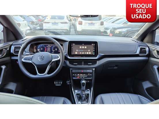 VOLKSWAGEN-T-CROSS-2025