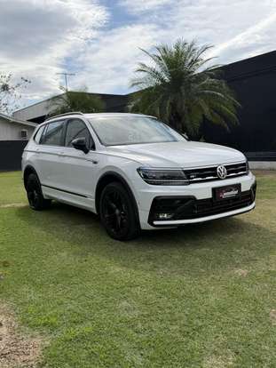VOLKSWAGEN-TIGUAN-2021