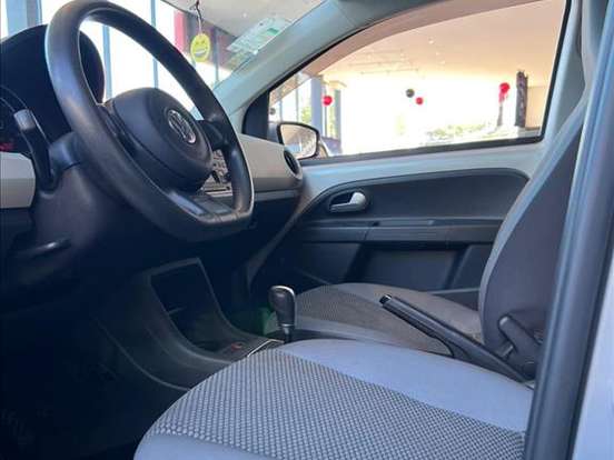 VOLKSWAGEN-UP-1.0 MPI MOVE UP 12V FLEX 4P AUTOMATIZADO VOLKSWAGEN-UP-2015