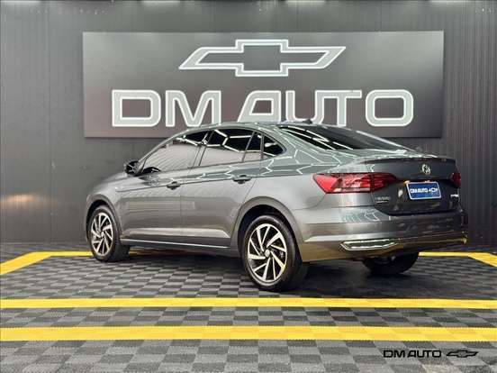 VOLKSWAGEN-VIRTUS-2022