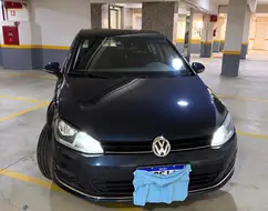 VOLKSWAGEN GOLF 1.4 TSI HIGHLINE 16V GASOLINA 4P AUTOMÁTICO VOLKSWAGEN GOLF 1.4 TSI HIGHLINE 16V GASOLINA 4P AUTOMÁTICO