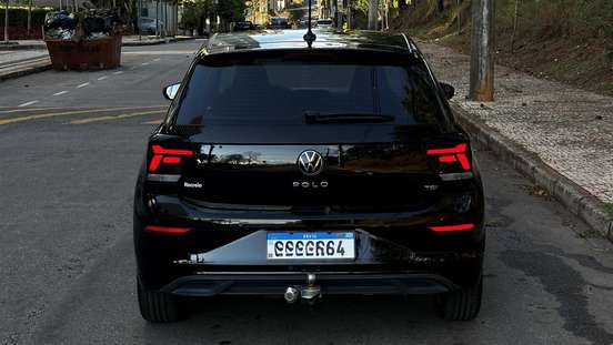 VOLKSWAGEN-POLO-2023