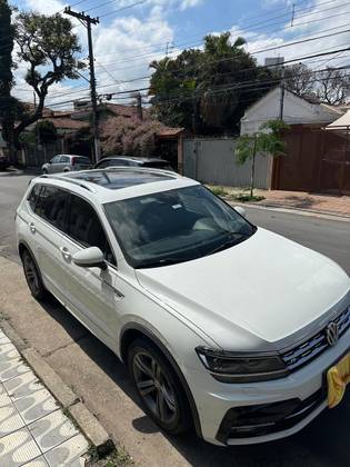 VOLKSWAGEN TIGUAN 2.0 350 TSI GASOLINA ALLSPACE R-LINE 4MOTION DSG