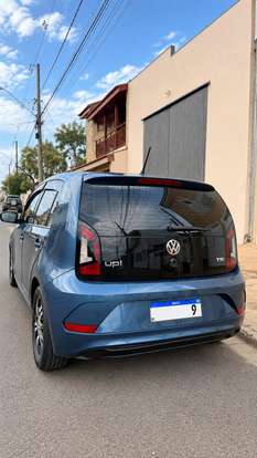 VOLKSWAGEN-UP-2017