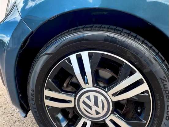 VOLKSWAGEN-UP-1.0 TSI MOVE UP 12V FLEX 4P MANUAL VOLKSWAGEN-UP-2017