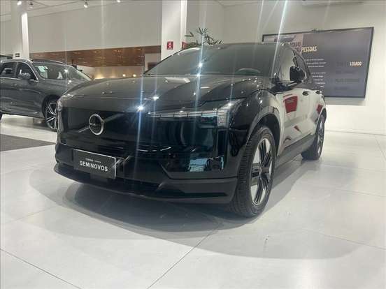 VOLVO-EX30-2024