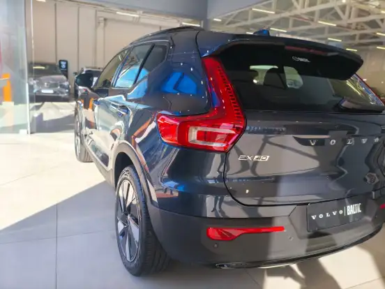 VOLVO-EX40-P6 RECHARGE ELECTRIC PLUS VOLVO-EX40-2025