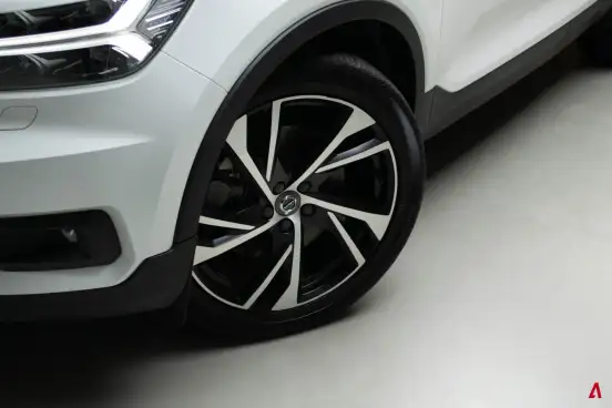 VOLVO-XC40-1.5 T5 RECHARGE R-DESIGN GEARTRONIC VOLVO-XC40-2020