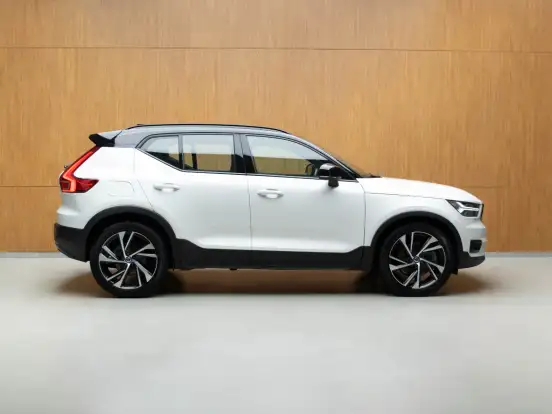VOLVO-XC40-1.5 T5 RECHARGE R-DESIGN GEARTRONIC VOLVO-XC40-2020