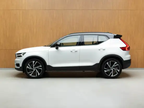 VOLVO-XC40-1.5 T5 RECHARGE R-DESIGN GEARTRONIC VOLVO-XC40-2020