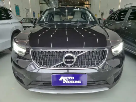 VOLVO-XC40-2.0 T4 GASOLINA MOMENTUM GEARTRONIC VOLVO-XC40-2020