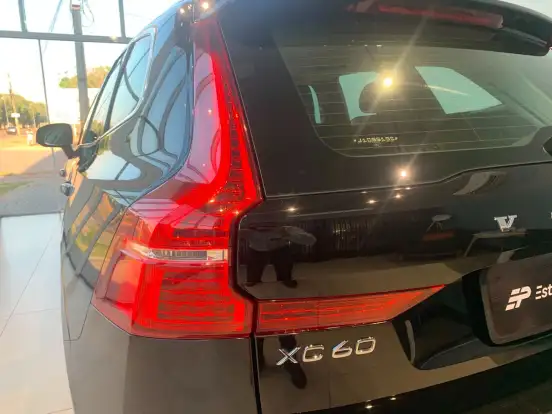 VOLVO-XC60-2.0 T5 GASOLINA INSCRIPTION AWD GEARTRONIC VOLVO-XC60-2018