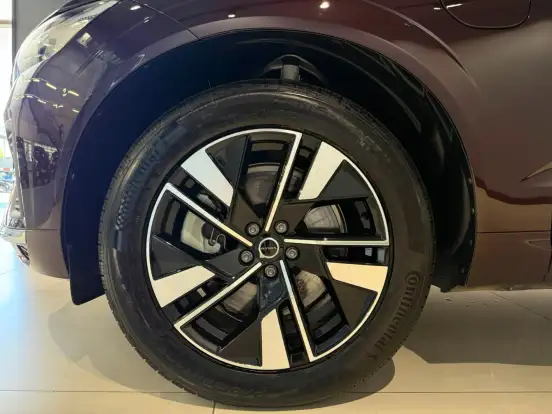 VOLVO-XC60-2.0 T8 PHEV PLUS AWD GEARTRONIC VOLVO-XC60-2025