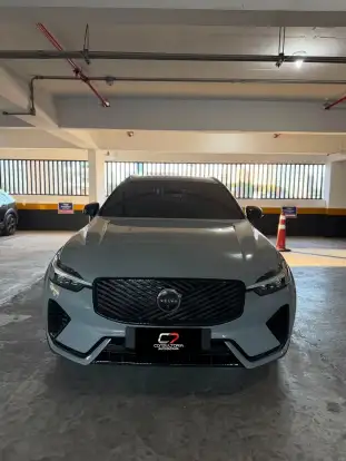 VOLVO-XC60-2025