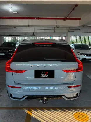 VOLVO-XC60-2025