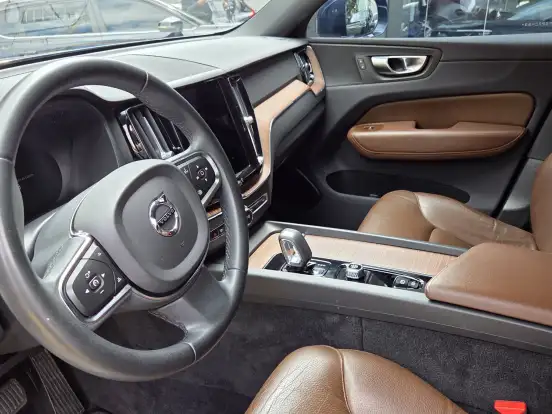 VOLVO-XC60-2.0 T8 RECHARGE PLUS AWD GEARTRONIC VOLVO-XC60-2022