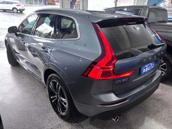 VOLVO-XC60-2.0 T5 GASOLINA MOMENTUM AWD GEARTRONIC VOLVO-XC60-2019