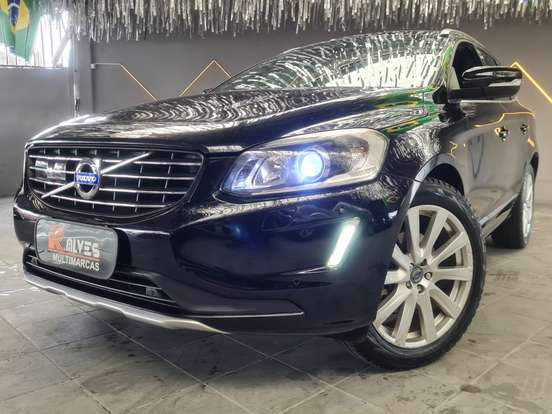 VOLVO-XC60-2015