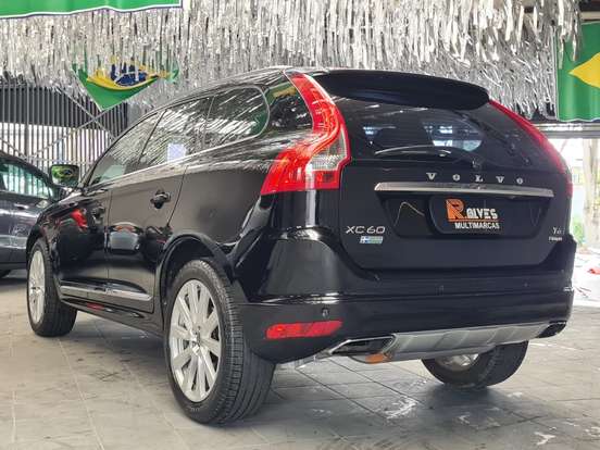 VOLVO-XC60-2.0 T6 INSCRIPTION TURBO GASOLINA 4P AUTOMÁTICO VOLVO-XC60-2015