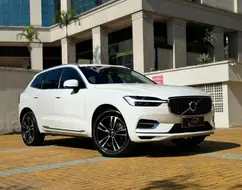 VOLVO XC60 2.0 T8 HYBRID MOMENTUM AWD GEARTRONIC VOLVO XC60 2.0 T8 HYBRID MOMENTUM AWD GEARTRONIC