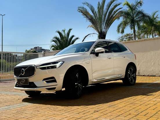 VOLVO-XC60-2.0 T8 HYBRID MOMENTUM AWD GEARTRONIC VOLVO-XC60-2021