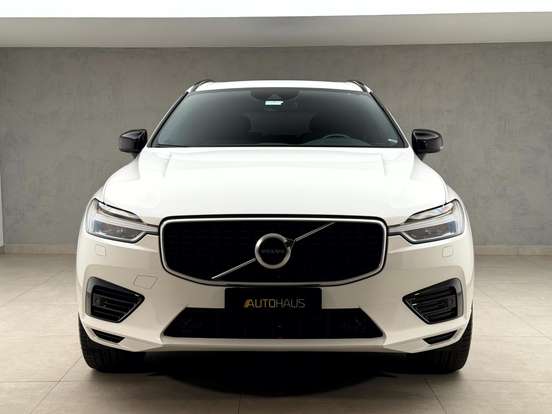 VOLVO-XC60-2020