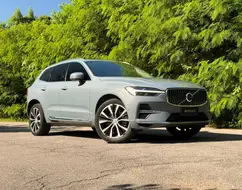 VOLVO XC60 2.0 T8 RECHARGE ULTIMATE AWD GEARTRONIC VOLVO XC60 2.0 T8 RECHARGE ULTIMATE AWD GEARTRONIC