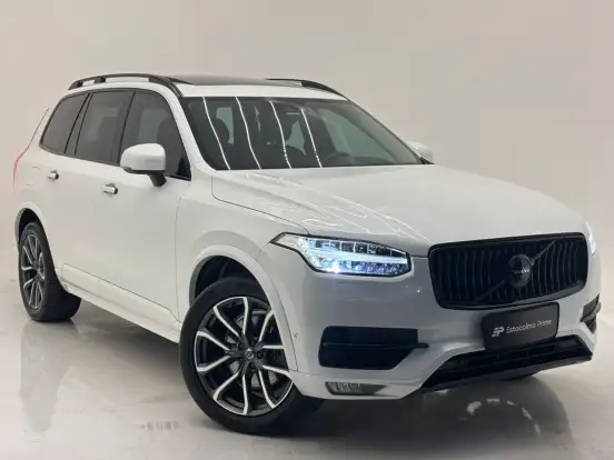 VOLVO-XC90-2017