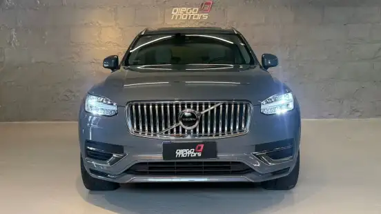 VOLVO-XC90-2022