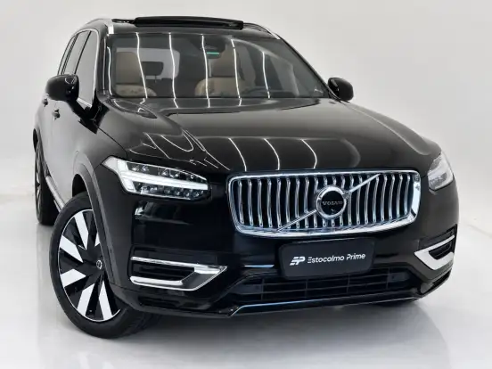 VOLVO-XC90-2023