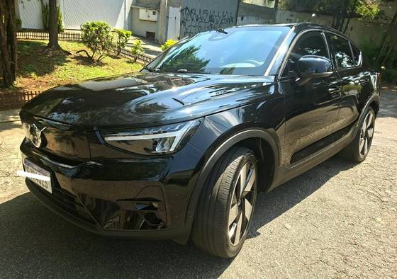 VOLVO C40 P8 RECHARGE TWIN ELECTRIC ULTIMATE AWD