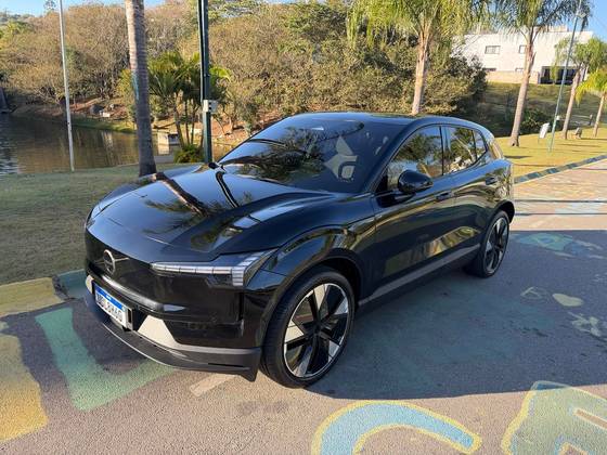 VOLVO EX30 69 KW ELÉTRICO ULTRA