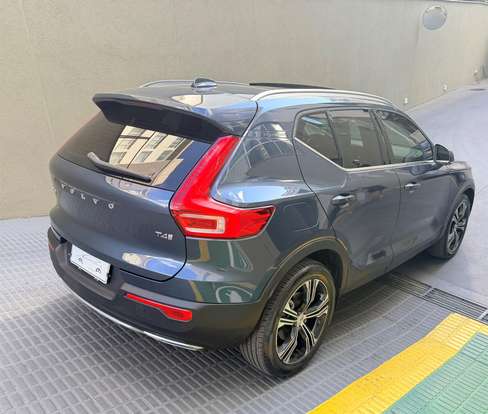 VOLVO-XC40-2.0 T4 GASOLINA INSCRIPTION GEARTRONIC VOLVO-XC40-2020