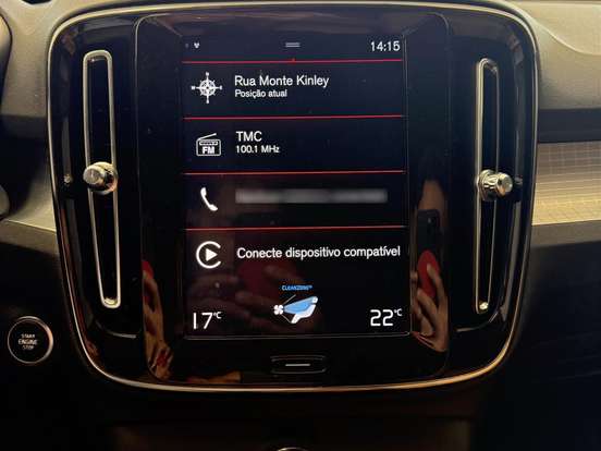 VOLVO-XC40-2.0 T5 GASOLINA MOMENTUM AWD GEARTRONIC VOLVO-XC40-2018