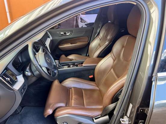 VOLVO-XC60-2.0 T5 GASOLINA INSCRIPTION AWD GEARTRONIC VOLVO-XC60-2019
