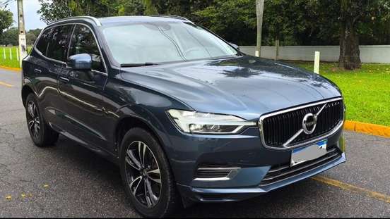 VOLVO-XC60-2020
