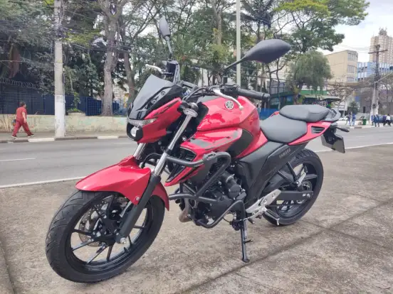 YAMAHA-FZ25 FAZER CONNECTED ABS YAMAHA-FZ25 FAZER CONNECTED ABS-2025