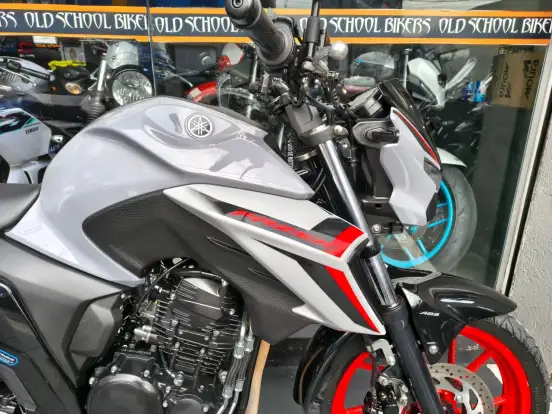 YAMAHA-FZ25 FAZER CONNECTED ABS-2026