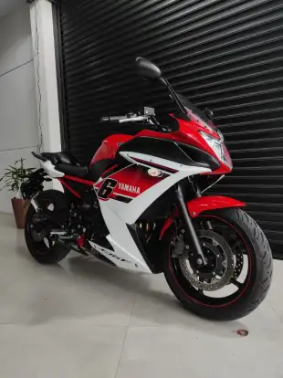 YAMAHA-XJ6 F-2014